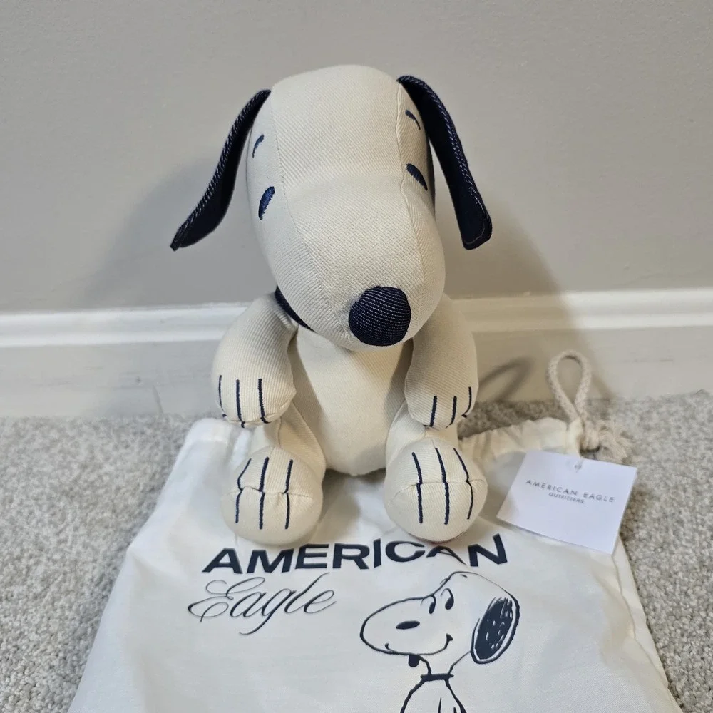 Snoopy Peanuts American Eagle Novelty ‎ Stuffed Animal And Drawstring Bag